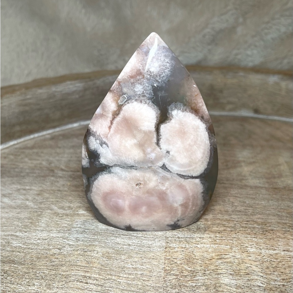 Flower Agate Freeform Teardop/Flame-Crystal Carving